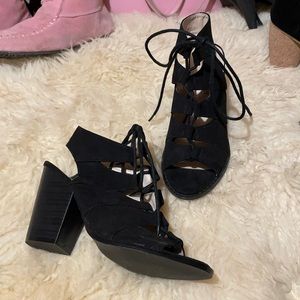 NEW Alexis Harrison suede shoes